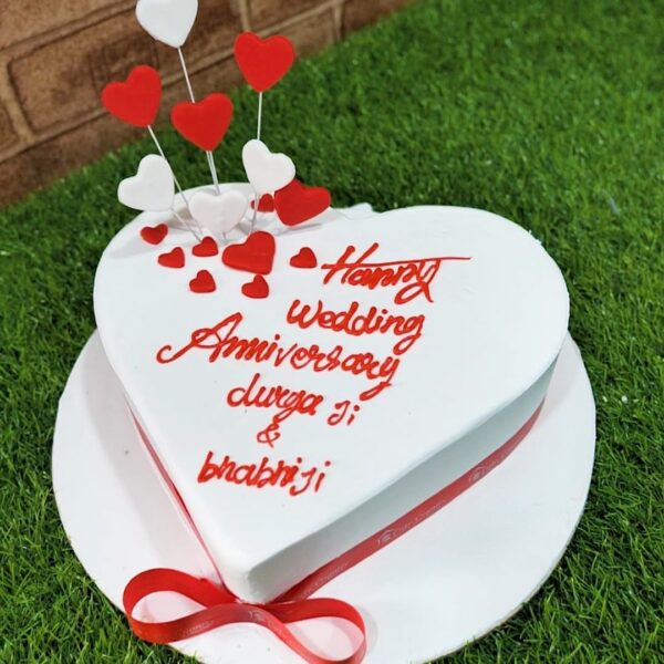 Love Expression Cake