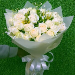 Blooming White Bouquet